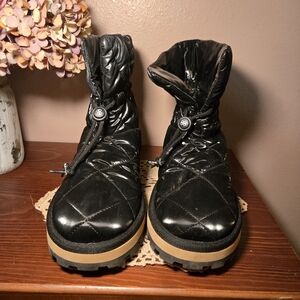 Guess Black Quilted Ankle Boots